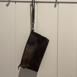 Bedstu leather crossbody and wristlet purse